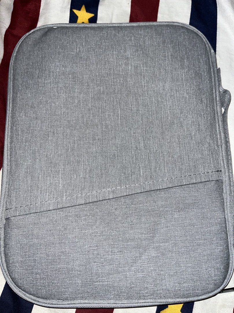 Ipad a16 bag/case (gray) (Category: Luxury Bags & Wallets) located in Cotabato. Submitted by sylvia_gertrude (Listing ID 1461842883, Image 1). Description: - Light grey storage bag - Zippered closure for secure storage - Model FH-BAG-1914 - Comes in original packaging - Ideal for organizing items or for travel needs RFS: wrong order for my unit. Price is negotiable.