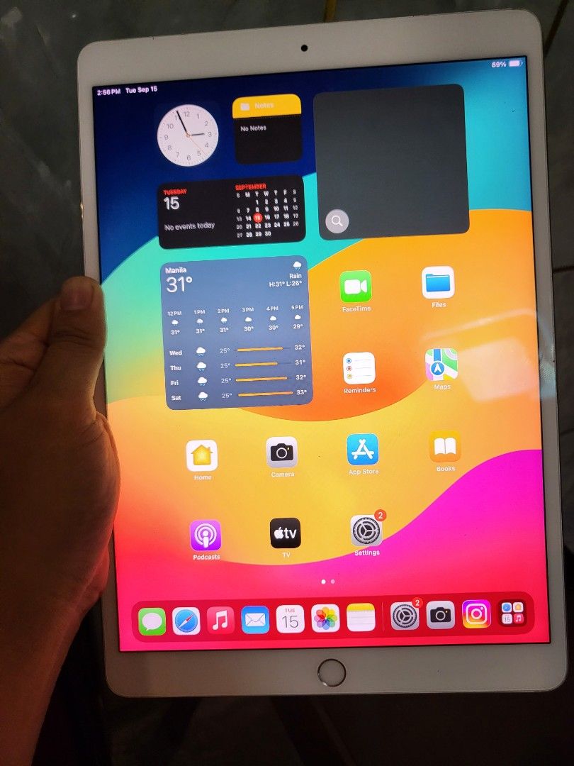 Ipad pro 10.5 wifi cellular (Category: iPad) located in Malabon City. Submitted by haileysmit70567 (Listing ID 1461909992, Image 3). Description: 5990 With sim card po to not wifi only Ipad pro 10.5 inch Smooth 120hertz promotion display A10x fusion chip processor 4-speaker audio system kaya super lakas!!! Wifi cellular Openline any sim No apple id Reset to sawa 64gb storage Fingerprint perfectly working With flash cam Malinaw cam front and back 