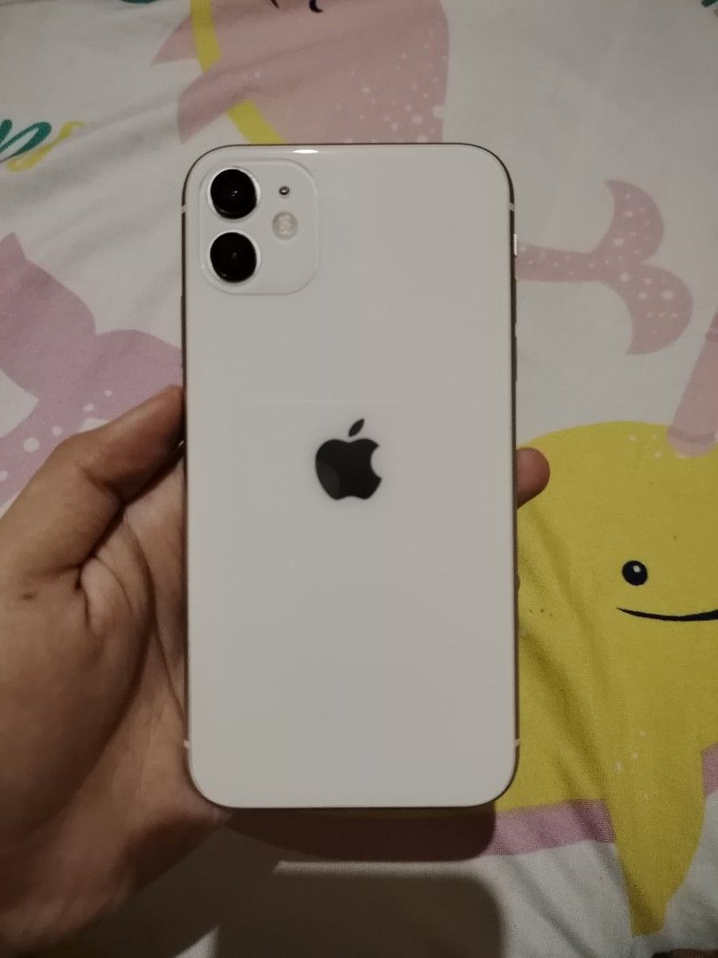 Iphone 11 - 128 gb for sale (Category: iPhone 11 Series) located in Valenzuela. Submitted by hannnahhbanana (Listing ID 1461985701, Image 2). Description: Good condition & fully working! 🔋 Replaced Battery 📱 Replaced Screen Replaced backglass ✅ Aside from the replaced battery and screen, wala nang ibang issue ✅ Face ID working ✅ Camera working ✅ Speaker & microphone working ✅ Charging working ✅ Buttons working ✅ All functions working properly ☁