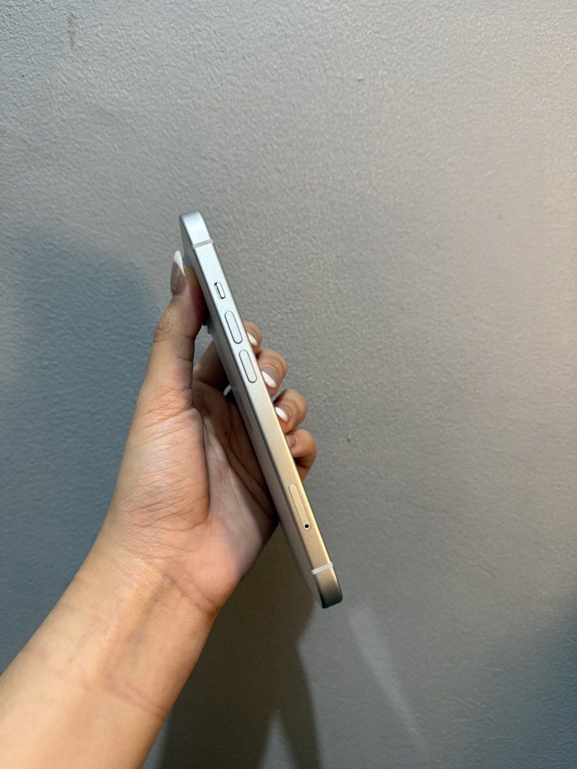 Iphone 15 128gb, Blue (Category: Others) located in Manila. Submitted by rizajean16 (Listing ID 1461802973, Image 3). Description: RUSH! Iphone 15 128gb, Blue. NO ISSUE. 10/10 Prestine Condition. Under Warranty Til Oct 12 2026. 87% BH. Face ID & Truetone Working. All Bottons Crispy. Factory Unlocked. No sim restriction. Both Cams Work Perfectly. ZP/A, NTC APPROVED. Inclusions: (Complete), Original Box, Original Cord. color blue siya wala lang sa 