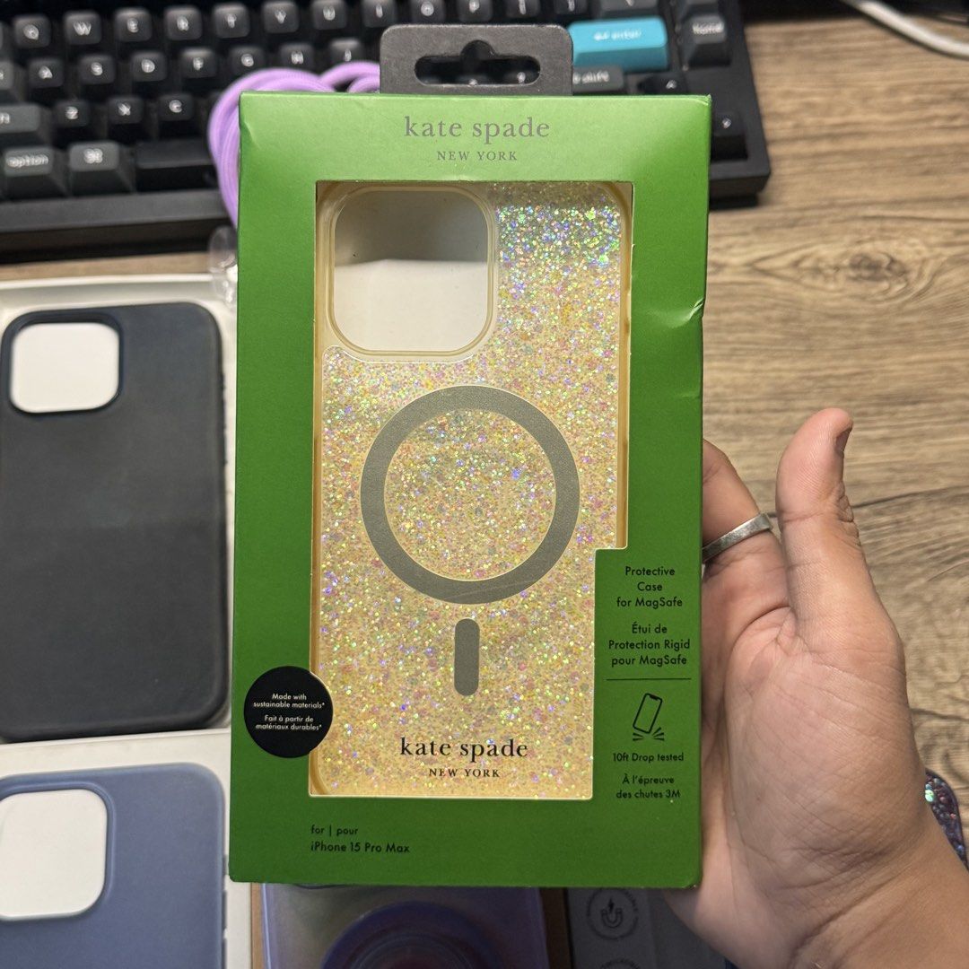 iPhone 15 Pro Max Case FineWoven kate spade PopSockets Mobius (Category: Cases & Sleeves) located in Quezon City. Submitted by consoleciety (Listing ID 1461892659, Image 3). Description: take all 5 cases for ₱1,300 bought for: kate spade new york (₱2,690) PopSockets (₱3,499) Apple FineWoven MagSafe (₱3,990) in poor condition na to Purple case w/ long strap (₱~700) Mobius Purple Bedazzled (₱~600) total: ₱11,479 😅 since i am selling everything for