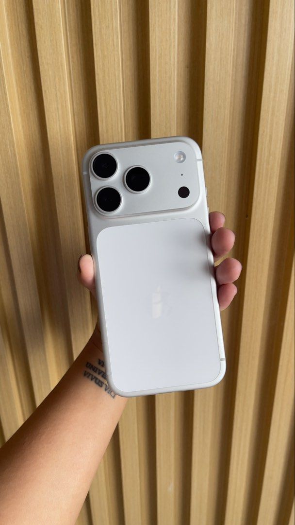 Iphone 17 Pro - Almost New! (Category: Cases & Sleeves) located in Pasig City. Submitted by _missdee (Listing ID 1461877815, Image 3). Description: FOR SALE — iPhone 17 Pro 256GB | Silver Hello! Selling my personal iPhone 17 Pro 256GB. Please, no lowballers. • Reason for Sale: NEED CASH * DAYS OLD ONLY _ 100% Battery Health, 4 cycle count Complete with original box With proof of purchase Warranty coverage until September 2027 * Fully functional *