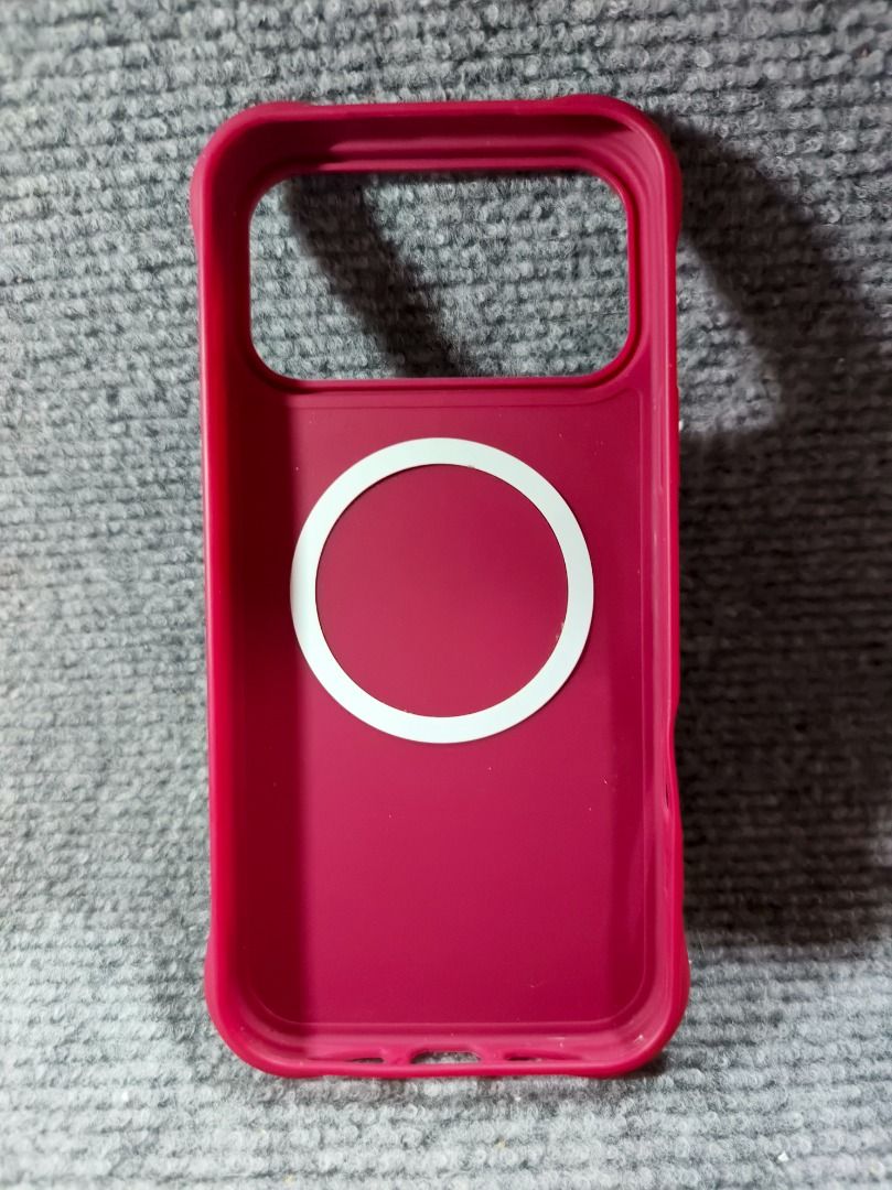 Iphone 17 promax casing (Category: Cases & Sleeves) located in San Leonardo. Submitted by burgossanleonardo.12345 (Listing ID 1461834941, Image 2). Description: No original plastic cover Still brand new or unused .