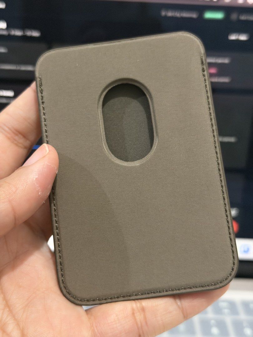 iPhone Fine Woven Wallet (Category: Other Mobile & Gadget Accessories) located in Manila. Submitted by er3h24 (Listing ID 1461803227, Image 2). Description: Taupe color Opened but unused Rfs - spare .