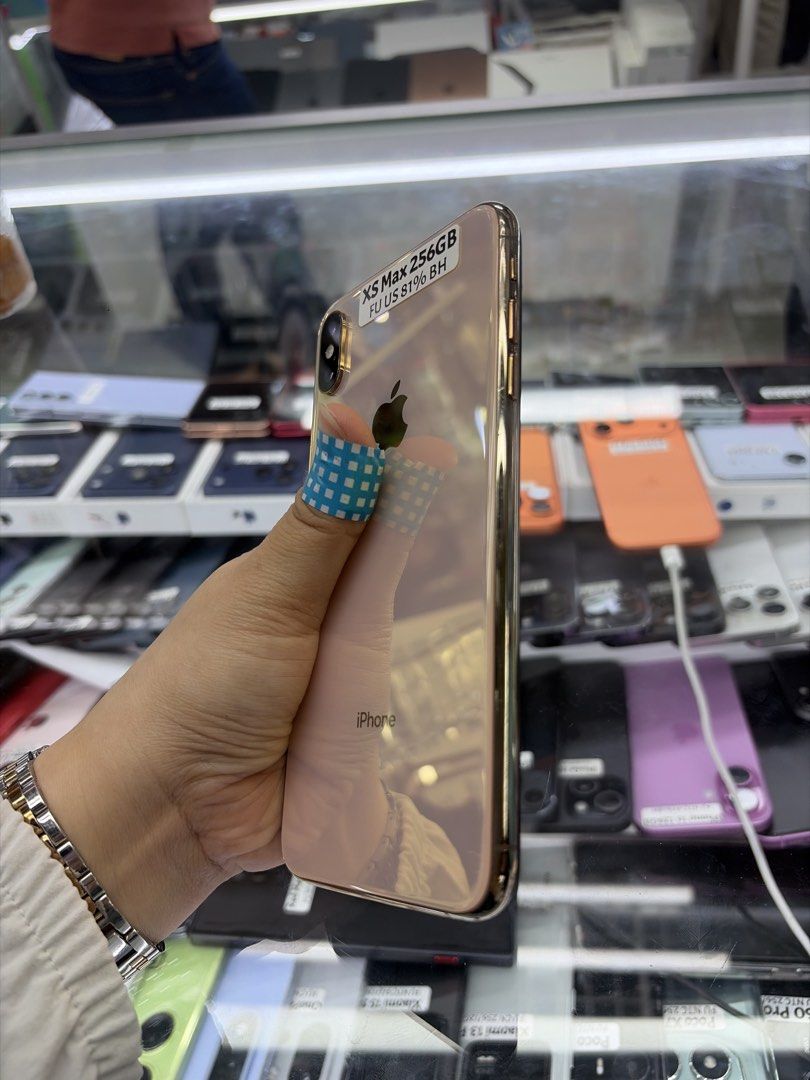 Iphone XS Max 256gb 81% BH FU US No issue Replace LCD (Category: iPhone X Series) located in San Juan City. Submitted by javedsgadgetshop (Listing ID 1461812501, Image 3). Description: WE BUY AND SELL SO PWEDE MAGBINTA OR SWAP ! INSTALLMENT OPTIONS : SPAY LATER / GGIVES / CREDIT CARD / SKYRO / HOMECREDIT (BRANDNEW) Quick Specs : 💵 Iphone XSMax (Replace Glass) •256gb •US Variant •81% batt health •Factory Unlock •95% Smoothness •No hidden issue | 