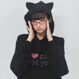 （分類：）位於 。 由 kimchisoupp_ 提交（商品編號 1461834652，圖片 1）。簡介： 。