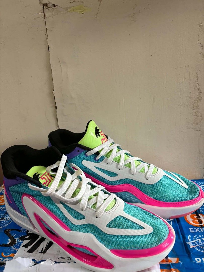 Jayson Tatum 1 Wave Runner (Category: Sneakers) located in Manila. Submitted by daniele___ (Listing ID 1461838915, Image 2). Description: - Jayson Tatum 1 Wave Runner -Basketball Shoes -No box - Original .