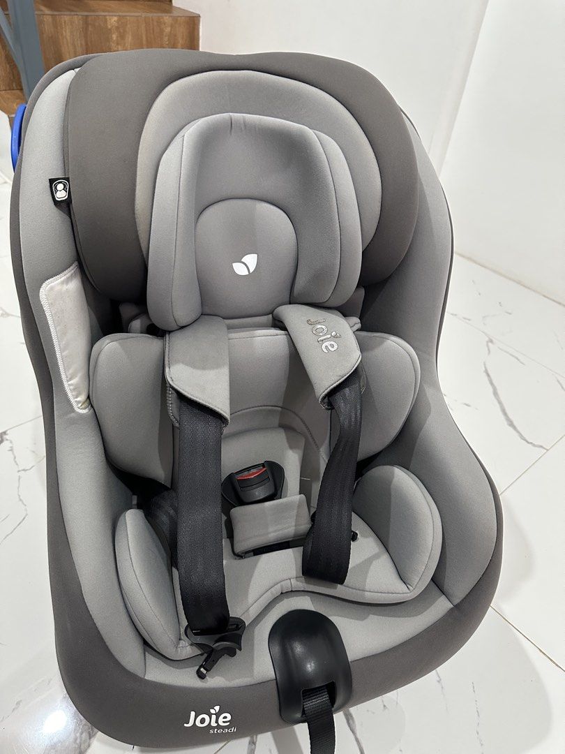 Joie Steadi Car Seat - Grey (Category: Car Seats) located in Calaca. Submitted by thedonscorner (Listing ID 1461812740, Image 3). Description: 🚗 FOR SALE: Original Joie Steadi Car Seat 👶🏻 Original Joie Steadi Car Seat — suitable for 0–4 years old 👶🏻 Used / pre-loved na po ito, kaya please manage your expectations. May normal signs of use dahil nagamit na ng bata but overall matibay quality at magagamit pa nang matagal. Please check the actua