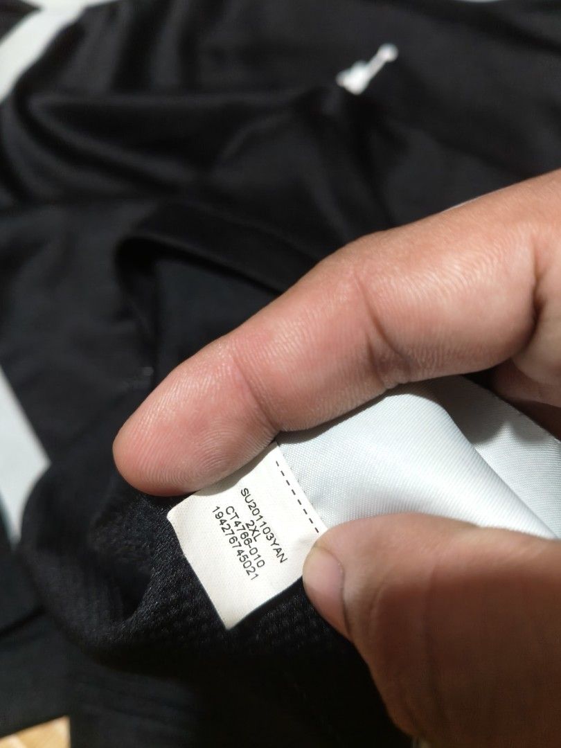 JORDAN (Category: Activewear) located in Manila. Submitted by style.culture (Listing ID 1461927328, Image 3). Description: .