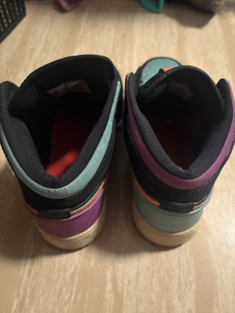 Jordan 1 Mid Multi-Color (Category: Sneakers) located in Manila. Submitted by _noname.shop (Listing ID 1461802942, Image 2). Description: - has visible flaws/crease - Only used a few times, but some parts got creased because of the material itself. - no lace .