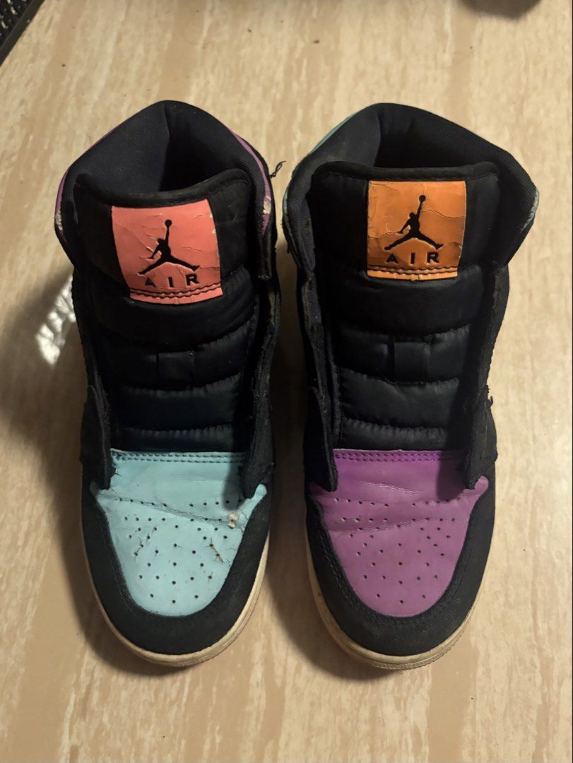 Jordan 1 Mid Multi-Color (Category: Sneakers) located in Manila. Submitted by _noname.shop (Listing ID 1461802942, Image 1). Description: - has visible flaws/crease - Only used a few times, but some parts got creased because of the material itself. - no lace .