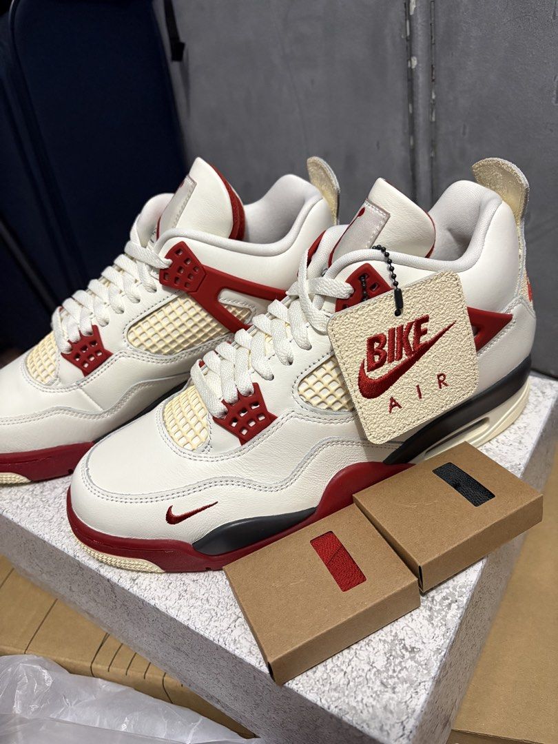 Jordan 4 "Brick After Brick” (Category: Sneakers) located in Manila. Submitted by marknolia (Listing ID 1461824623, Image 2). Description: - J4 Brick After Brick - Size 9 US - BNDS - Slightly negotiable - SNKRS release - With ereceipt - 11k only (below SRP).