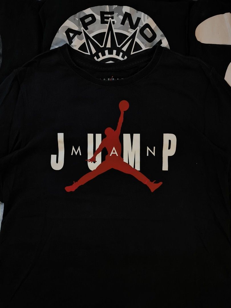 Jordan Jumpman Black (Category: Tshirts & Polo Shirts ) located in San Fernando. Submitted by gaboo_asncn (Listing ID 1462006456, Image 3). Description: - Jordan Jumpman Black - Size: XL on tag (W19/L27) - Condition: Excellent - Color Rate: 9/10 - No Issue.