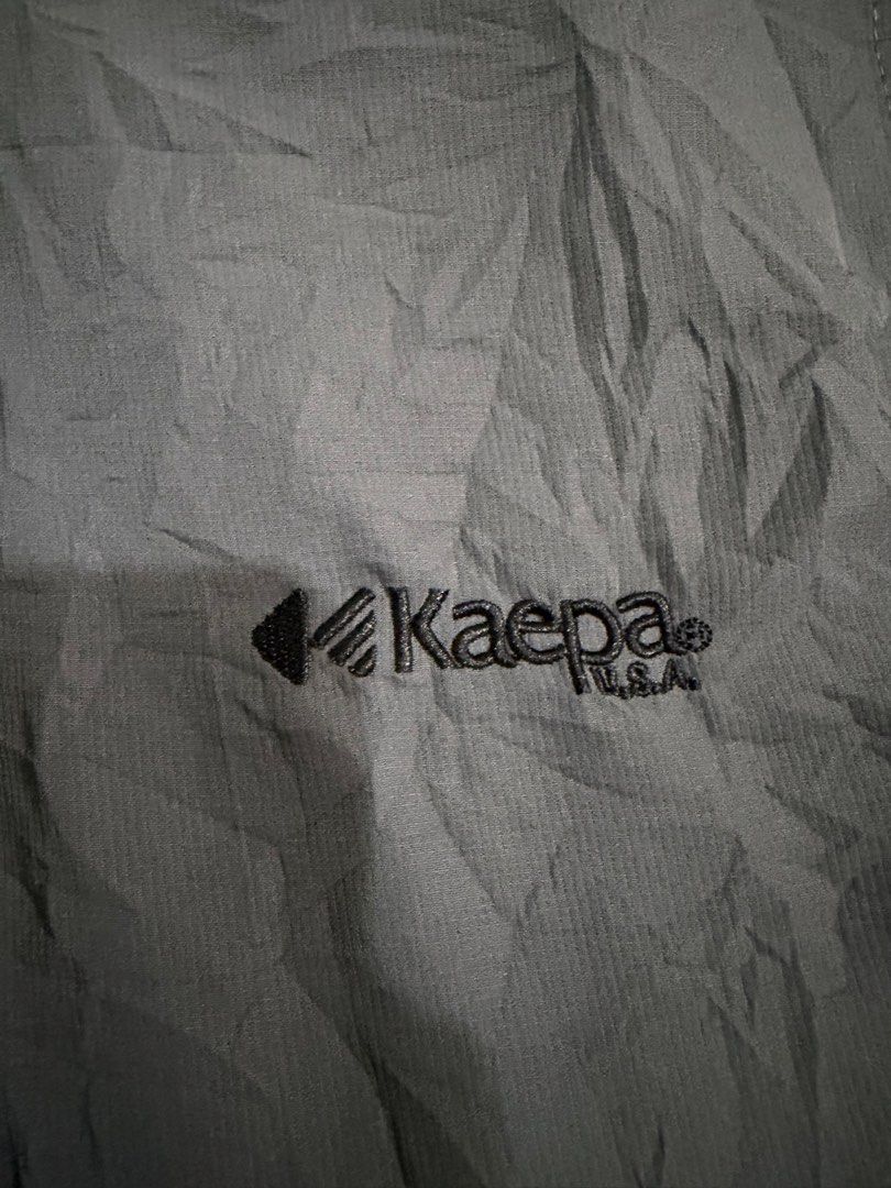 Kaepa Dark Gray Vest (Category: Vests) located in Cavite. Submitted by grabanddeclutter (Listing ID 1461810898, Image 3). Description: Kaepa Dark Gray Vest • Excellent and great condition as new! No issues 🌚 pamorma! Zippers working ✅ • Color rate 9.6/10 • Dimensions: W21.5 L26 • ₱250 + SF • Location: Dasmarinas Cavite No COD gcash payment COD visa LBC only Plus shipping fee Jnt or lalamove.