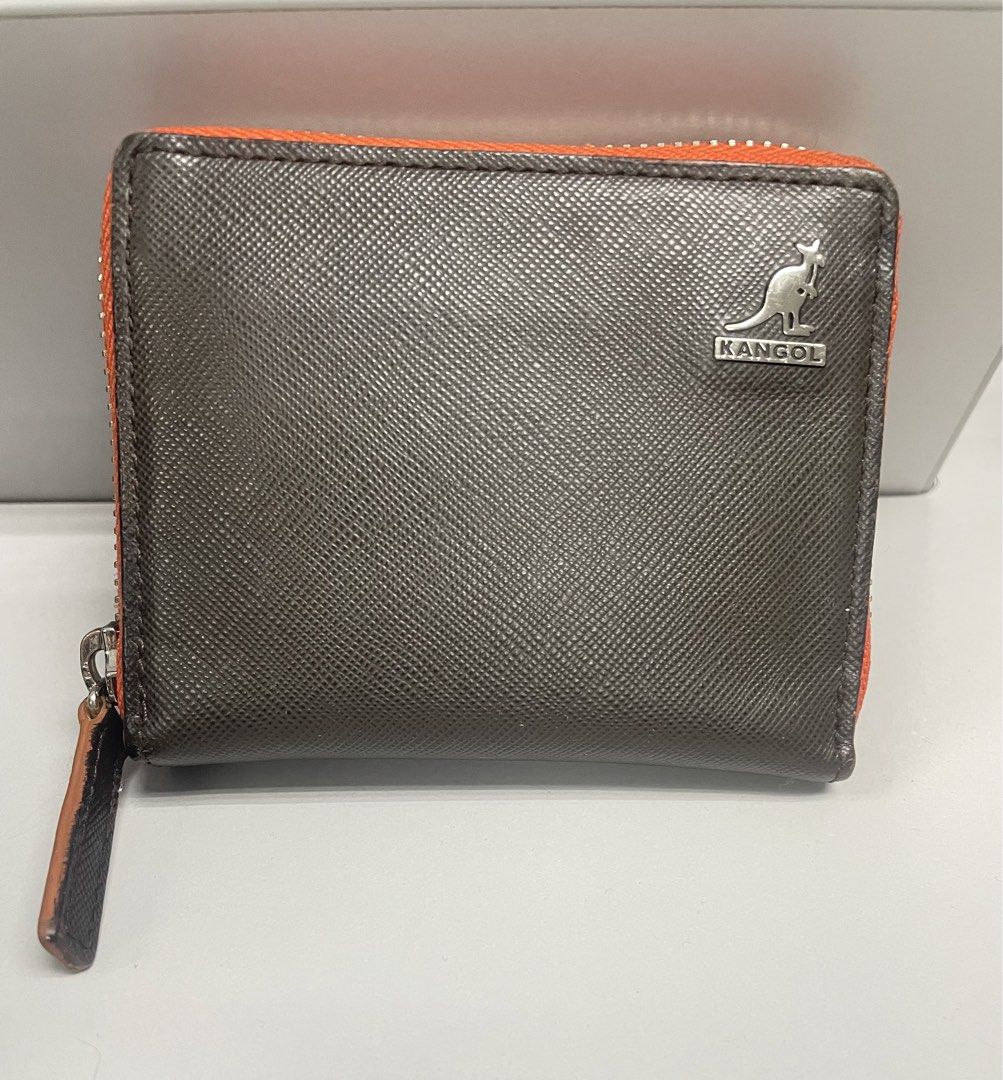 Kangol Leather Zip Around Wallet (Category: Belt bags, Clutches and Pouches) located in Antipolo. Submitted by lilhermes (Listing ID 1461879584, Image 1). Description: In very good condition Fit Card and folded bills No tear part and bakbak .