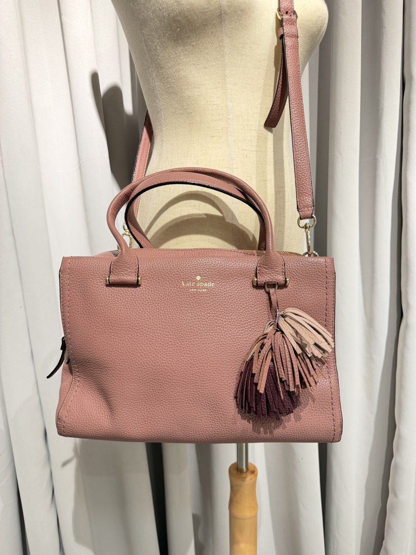 Kate Spade Pink Leather Satchel Bag (Category: Luxury Bags & Wallets) located in Meycauayan. Submitted by __mademoiselle (Listing ID 1461803982, Image 2). Description: -no issues -spacious with multiple pockets and compartments .