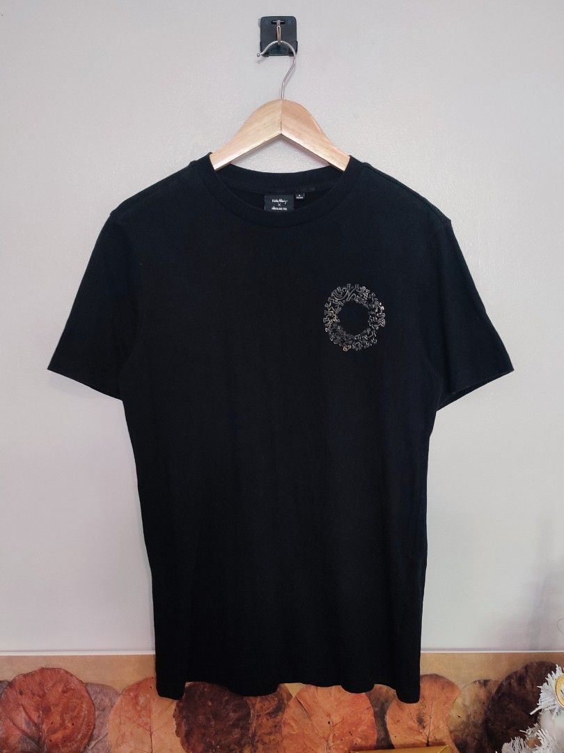 Keith Haring x Black Fun Mullet Shirt (Category: Tshirts & Polo Shirts ) located in Ibajay. Submitted by trendholicrepublique (Listing ID 1461813193, Image 2). Description: Keith Haring x Black Fun Mullet Shirt 259 PHP Color Rate 9.8/10 Small On Tag (18 x 27.5) Very Good to Excellent Condition (need wash).