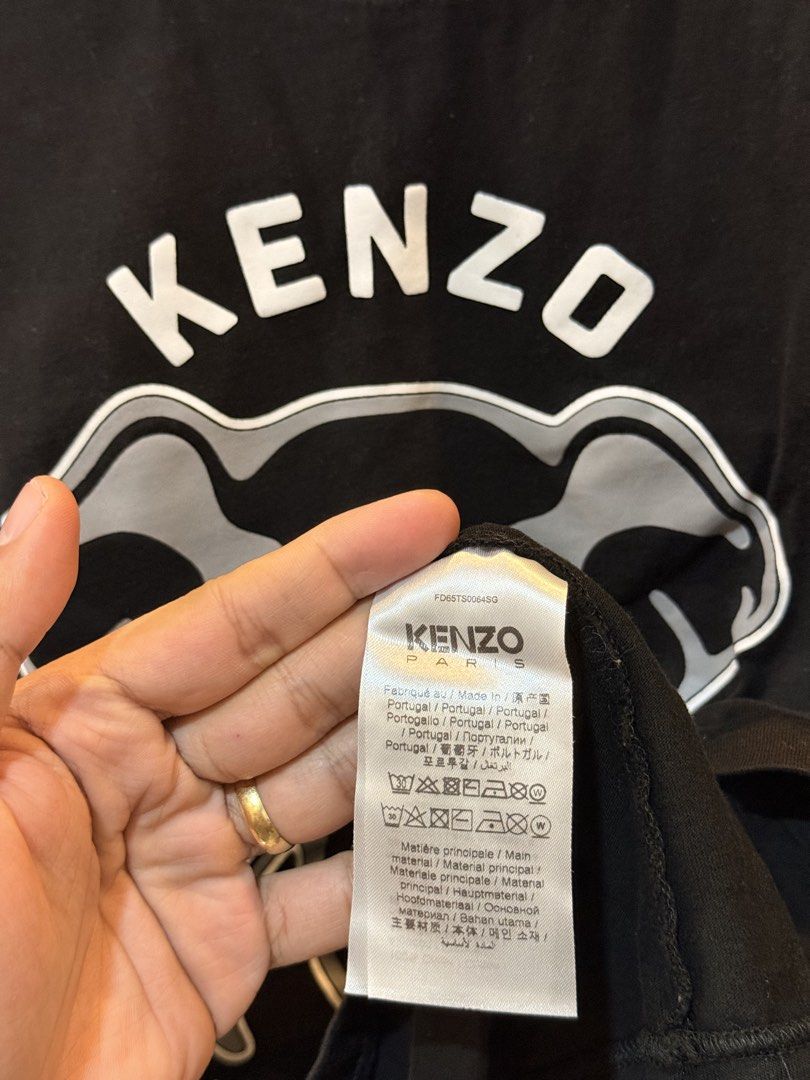 Kenzo Elephant Tee (18x23) (Category: Tshirts & Polo Shirts ) located in Candaba. Submitted by beyondcollection (Listing ID 1461911600, Image 2). Description: - Like new - Authentic.