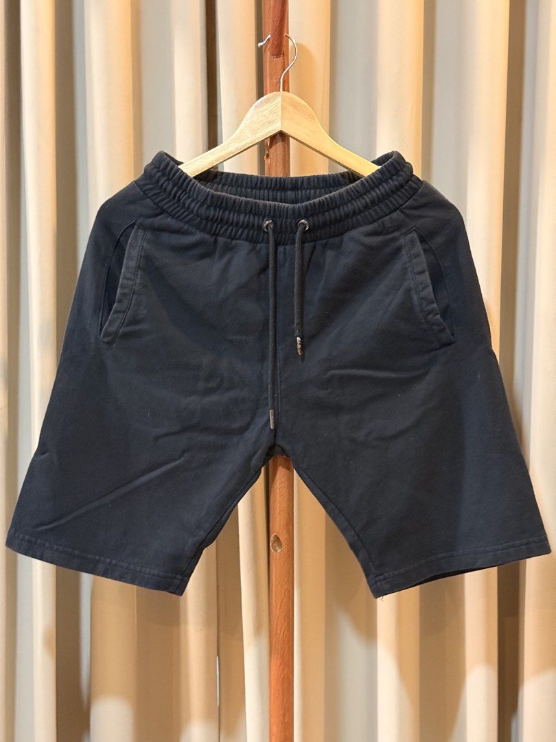 Kenzo Short (Category: Shorts) located in Candaba. Submitted by beyondcollection (Listing ID 1461914109, Image 1). Description: - authentic - size 28.