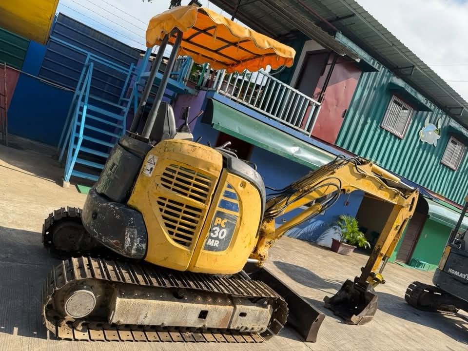 Komatsu pc30mr-2 (Category: Industrial Equipment) located in Manila. Submitted by joemelynas44875 (Listing ID 1461852127, Image 1). Description: Komatsu pc30mr-2 mini backhoe japan surplus 09267665558.
