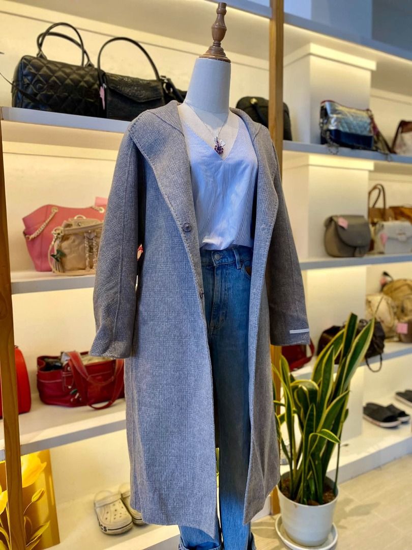 KOREAN HANDMADE BELTED COAT (Category: Coats, Jackets and Outerwear) located in Baguio. Submitted by asna_taku (Listing ID 1461909717, Image 2). Description: S-M.