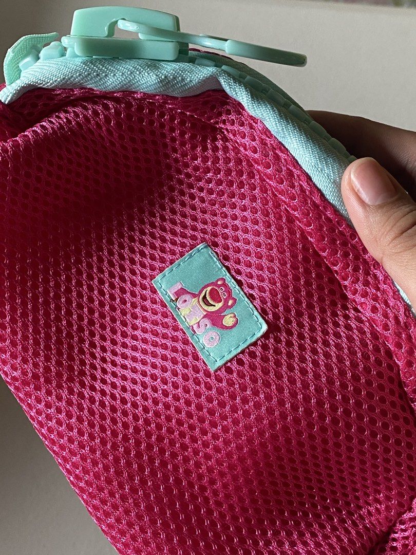 large zipper unique pink mesh pouch (Category: Purses & Pouches) located in Bacoor. Submitted by horchataeri (Listing ID 1461868248, Image 2). Description: never been used large makeup pouch with big zipper -brand new.