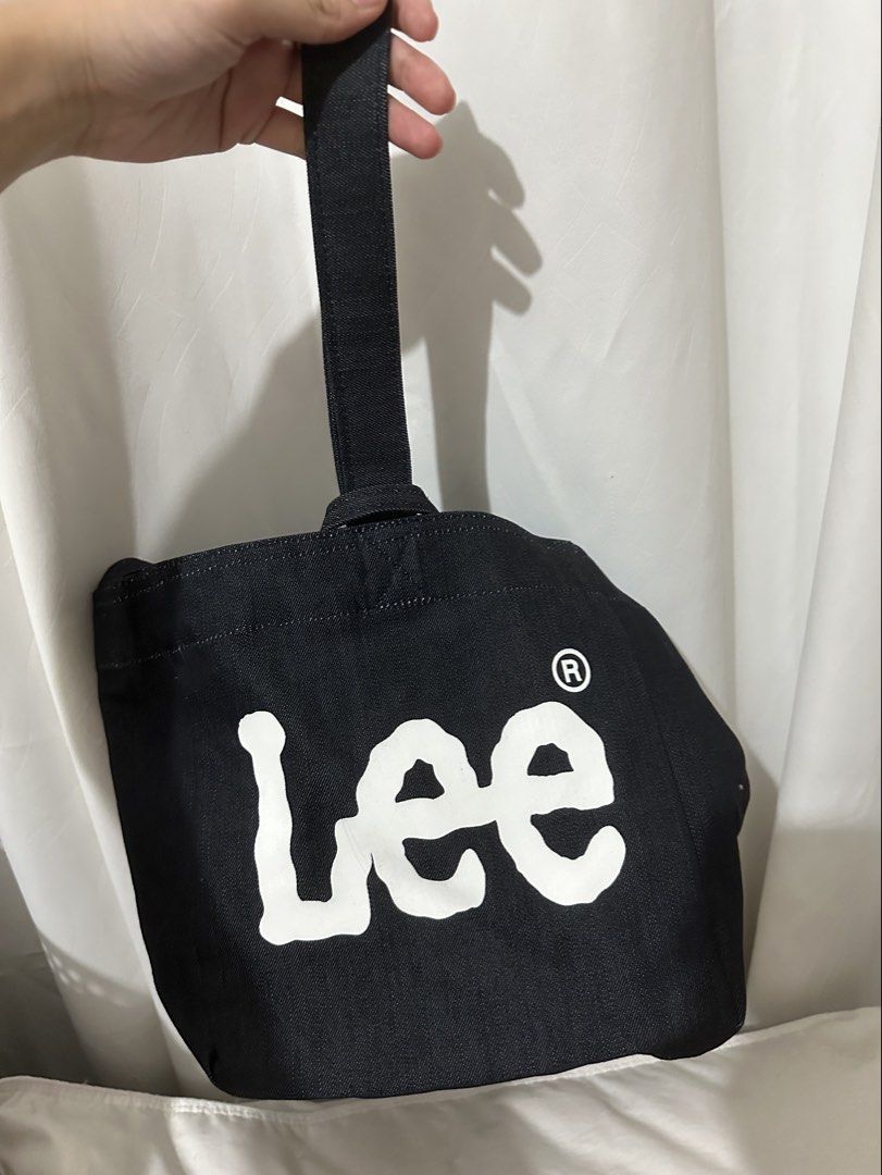 Lee denim bag (Category: Shoulder Bags) located in Paranaque City. Submitted by chessyscloset_ (Listing ID 1461971853, Image 2). Description: ⭐️2 way bag ⭐️Brand new with tag ⭐️unisex .