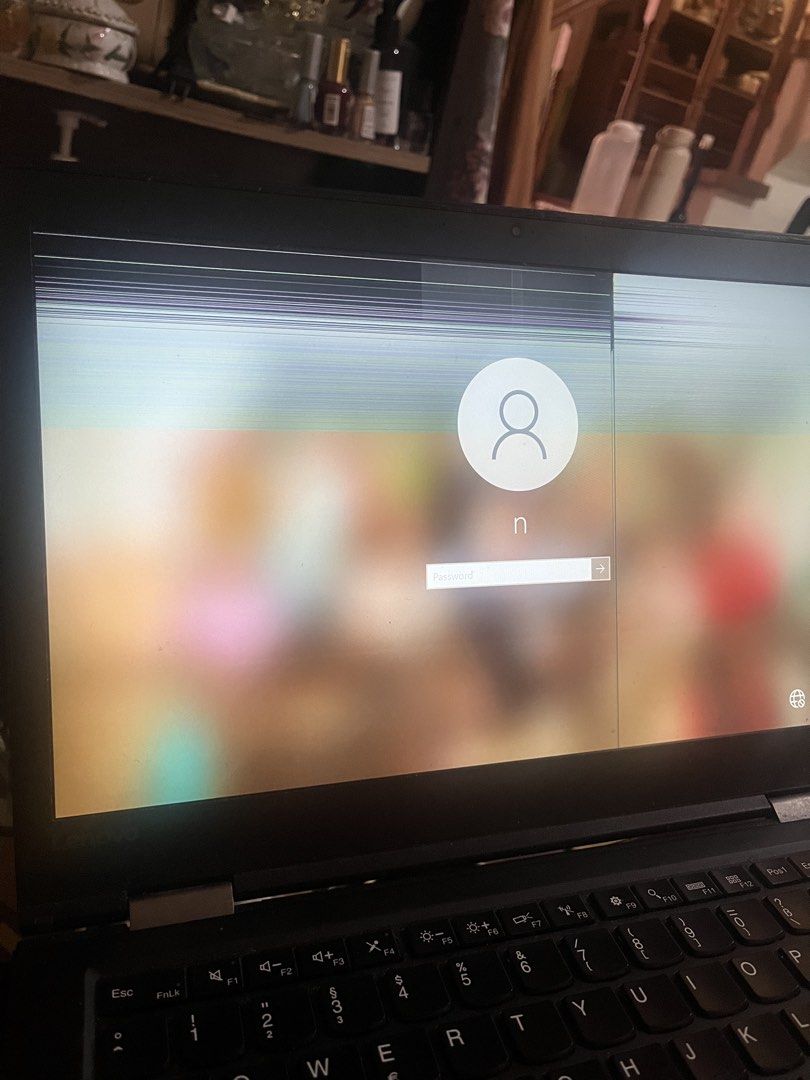 lenovo thinkpad x1 carbon (Category: Laptops & Notebooks) located in San Pablo. Submitted by mightytiger-4b2365 (Listing ID 1461807262, Image 1). Description: pwede swap sa tablet - Intel Core i7 Processor - 16GB RAM - 238GB SSD Storage - Pen and touch input NOT available for this display - Selling as is issue - sira lcd.