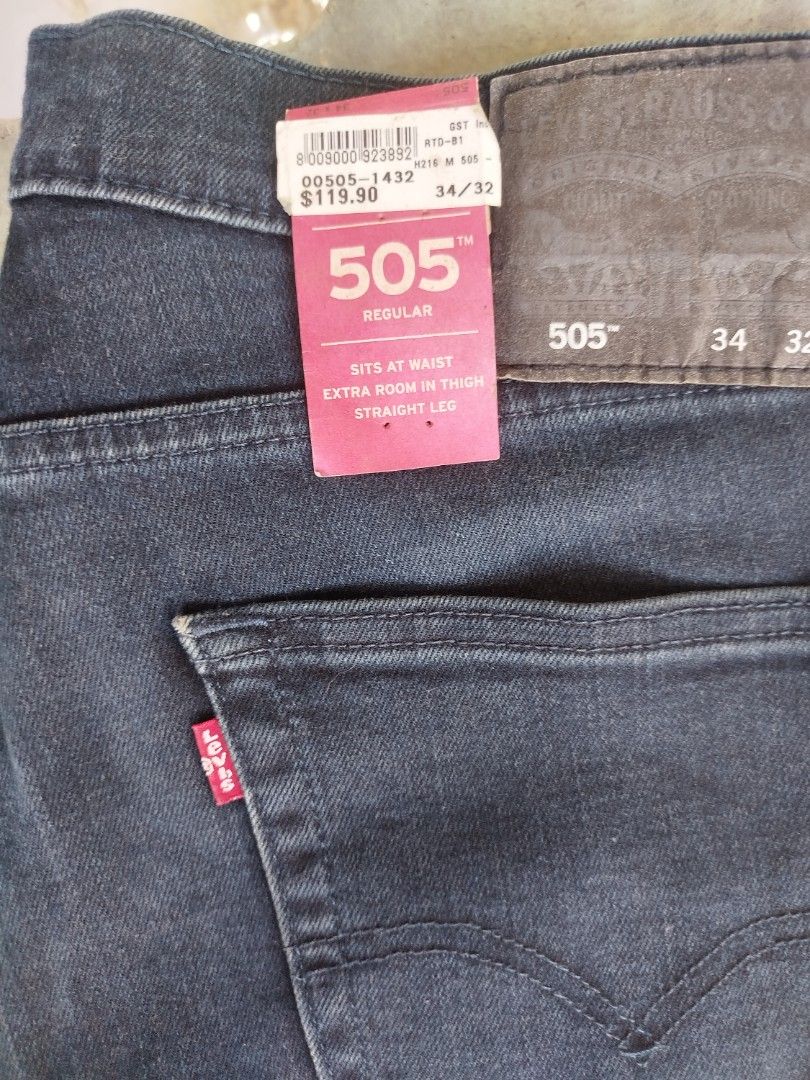 Levi's 505 Regular Fit Jeans - Black - Size 34/32 (Category: Jeans) located in Manila. Submitted by jojo.welter (Listing ID 1461809423, Image 2). Description: Selling a pair of Levi's 505 jeans. These are a regular fit with extra room in the thigh and a straight leg. The colour is a dark wash black. Size is 34 waist and 32 length. Original tags are still attached. Great staple for any wardrobe. Personal use only not ukay.