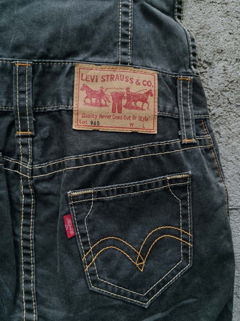 Levi's Denim for women's (Category: Shirts) located in Mawab. Submitted by kingacecruda (Listing ID 1461882681, Image 2). Description: Levi's Denim for women's as new condition authentic.