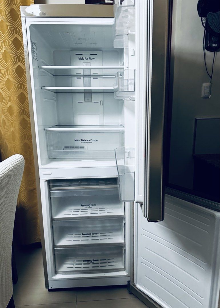 LG Refrigerator with Inverter Linear Compressor (Category: Refrigerators and Freezers) located in Davao. Submitted by topbabystuff1 (Listing ID 1461925240, Image 1). Description: - LG Top Freezer Refrigerator - Sleek stainless steel exterior - Ample storage with multiple shelves and drawers - Spacious 3-compartment freezer - Keeps food fresh and well-organized - Excellent working condition.