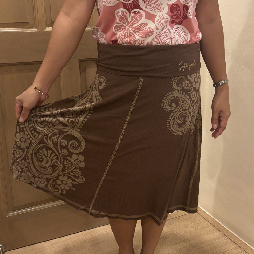 Life is good flowy skirt (Category: Skirts) located in Marikina City. Submitted by holymollyz (Listing ID 1461979397, Image 1). Description: .