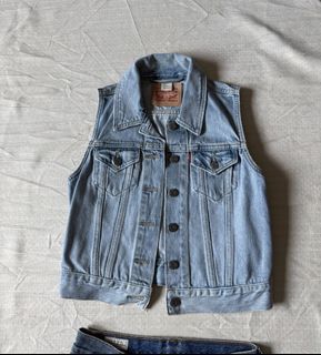 (Category: ) located in . Submitted by nica7 (Listing ID 1461842957, Image 1). Description: .