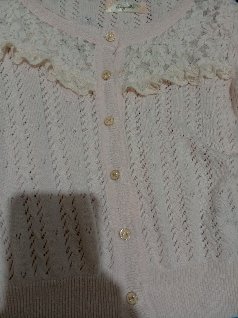 LIZ LISA KNITTED CARDIGAN (Category: Coats, Jackets and Outerwear) located in Abucay. Submitted by lizlisamelody_ (Listing ID 1461935952, Image 2). Description: .
