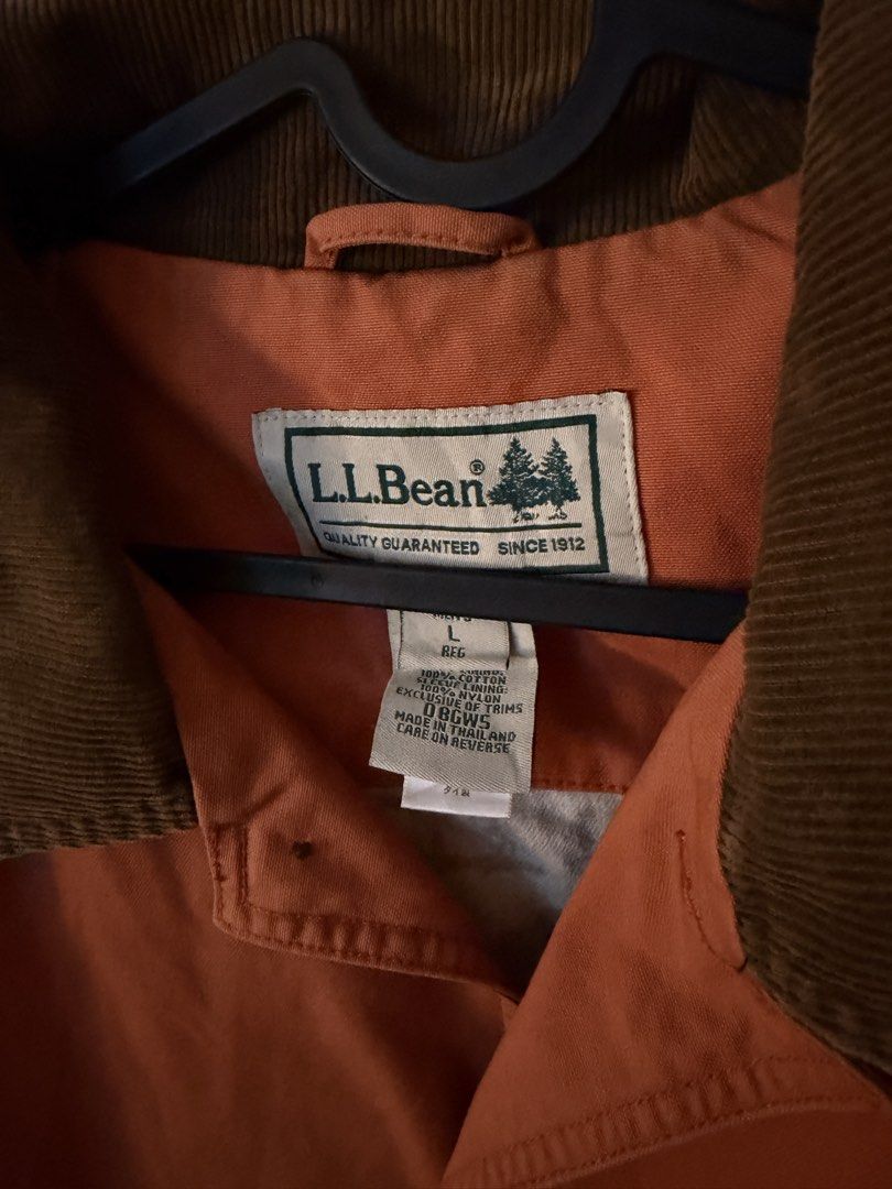l.l.bean Field Jacket - ALTERED /CROPPED LENGTH (Category: Coats, Jackets and Outerwear) located in Quezon City. Submitted by nkki11 (Listing ID 1461866760, Image 2). Description: - Classic L.L.Bean field jacket - Corduroy collar - Boxy fit - Button front closure - Two convenient hand pockets - Perfect for outdoor adventures or everyday casual wear Note: Altered/ Cropped length (Check measurements on the photos) .