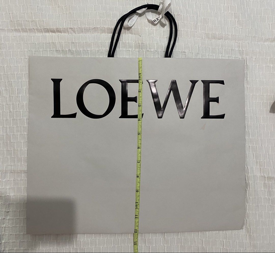 Loewe Paper Bag with ribbon (Category: Luxury Accessories) located in Manila. Submitted by angeliemataro25 (Listing ID 1461846871, Image 1). Description: .
