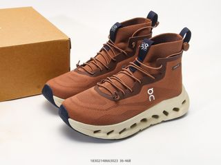 (Category: ) located in . Submitted by outlet_sneakers_shop (Listing ID 1461922642, Image 1). Description: .