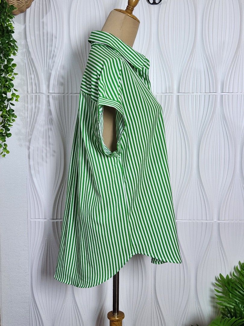 Long Stripes Blouse Med to XL (Category: Blouses) located in Marikina City. Submitted by KanamiFinds (Listing ID 1461897684, Image 2). Description: Button Down Length: 28 to 29 inches Bust: 44 inches.