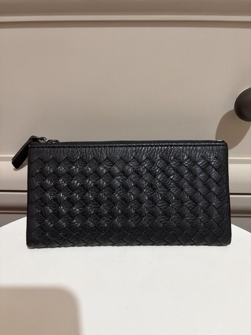 Long wallet (Category: Wallets & Card holders) located in Manila. Submitted by sungjaneshop15 (Listing ID 1461881523, Image 1). Description: .