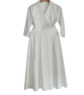 (Category: ) located in . Submitted by modishthriftstore (Listing ID 1461832090, Image 1). Description: .