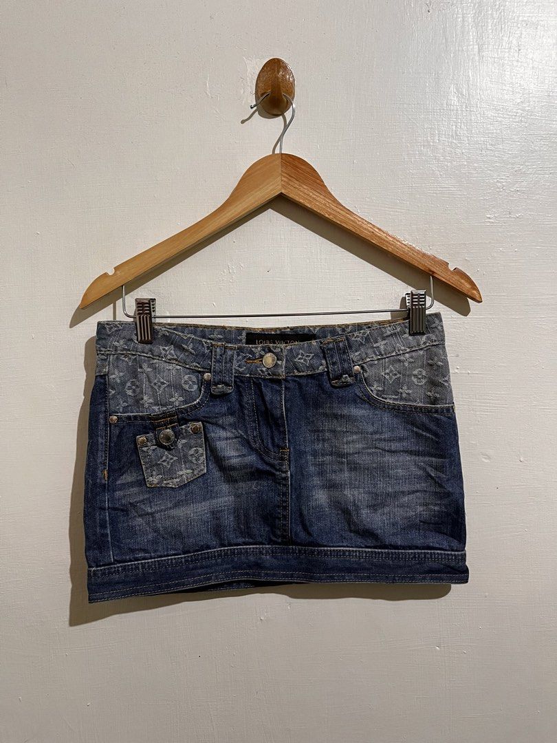 LOUIS VUITTON (Category: Activewear) located in Sagay. Submitted by jan_arvene (Listing ID 1461897619, Image 1). Description: 📌 LV denim skirt 30 waistline 10 length Good condition and color rate Mine : 750 Plus sf Pm.