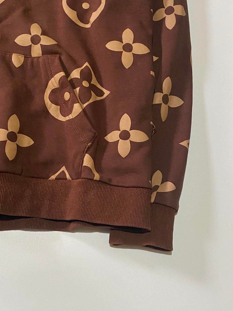 Louis Vuitton Monogram Pullover Hoodie (Category: Coats, Jackets and Outerwear) located in Manila. Submitted by finofindthisart (Listing ID 1461955084, Image 2). Description: Length 26 Width 21.