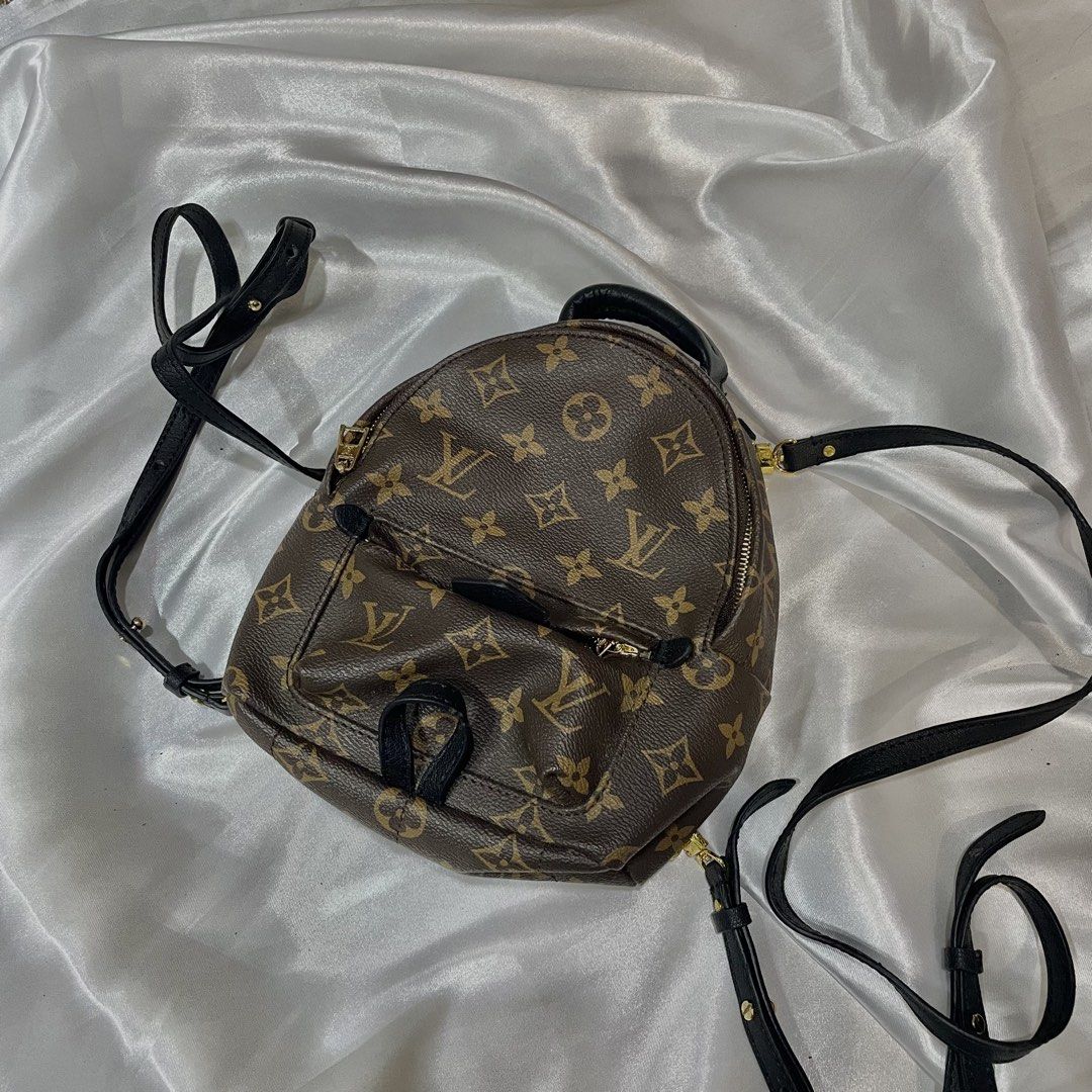 Louis Vuitton Palm Spring mini backpack (Category: Shoulder Bags) located in Manila. Submitted by syle_88 (Listing ID 1461972070, Image 1). Description: .