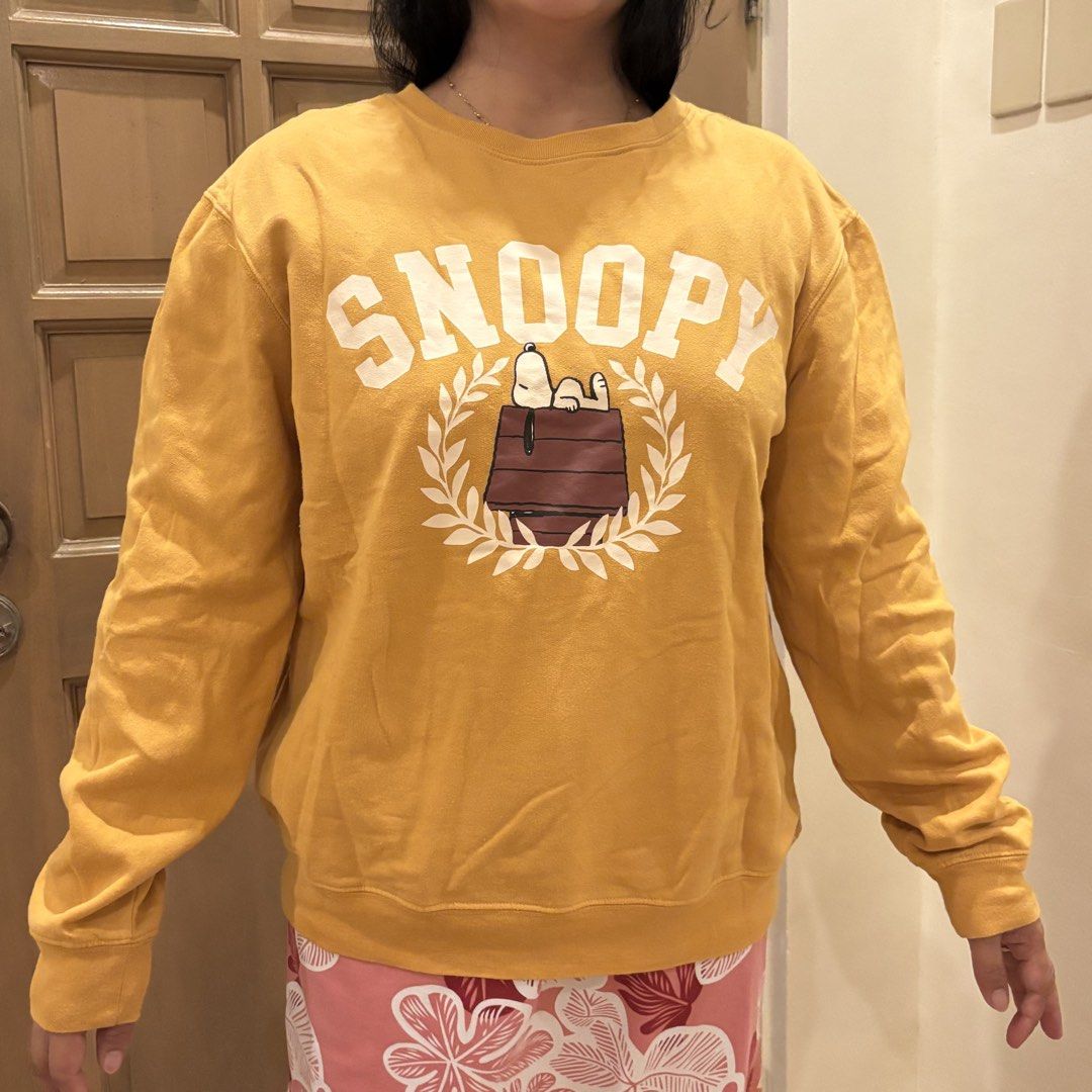 Love Tribe Snoopy Longsleeve (Category: Longsleeves) located in Marikina City. Submitted by holymollyz (Listing ID 1461978878, Image 1). Description: .
