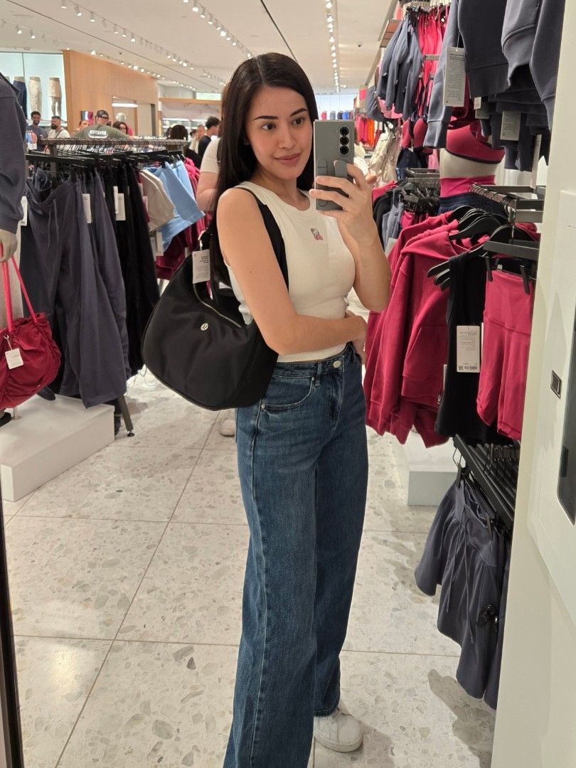 Lululemon City Essentials Shoulder Bag FREE SHIPPING (Category: Shoulder Bags) located in Manila. Submitted by tinhubilla (Listing ID 1462002473, Image 1). Description: LULULEMON STORE ‼️FREE SHIPPING‼️ • ​100% Authentic • ​50% Downpayment required • ​ETA: October 23, 2026 🇵🇭 ​Limited slots available. Send us a direct message to secure your order! #PasabuyCanadaToPH #PersonalShopperCanada #CanadaToPH Disclaimer: Miss Tin Pasabuy sa Canada is an