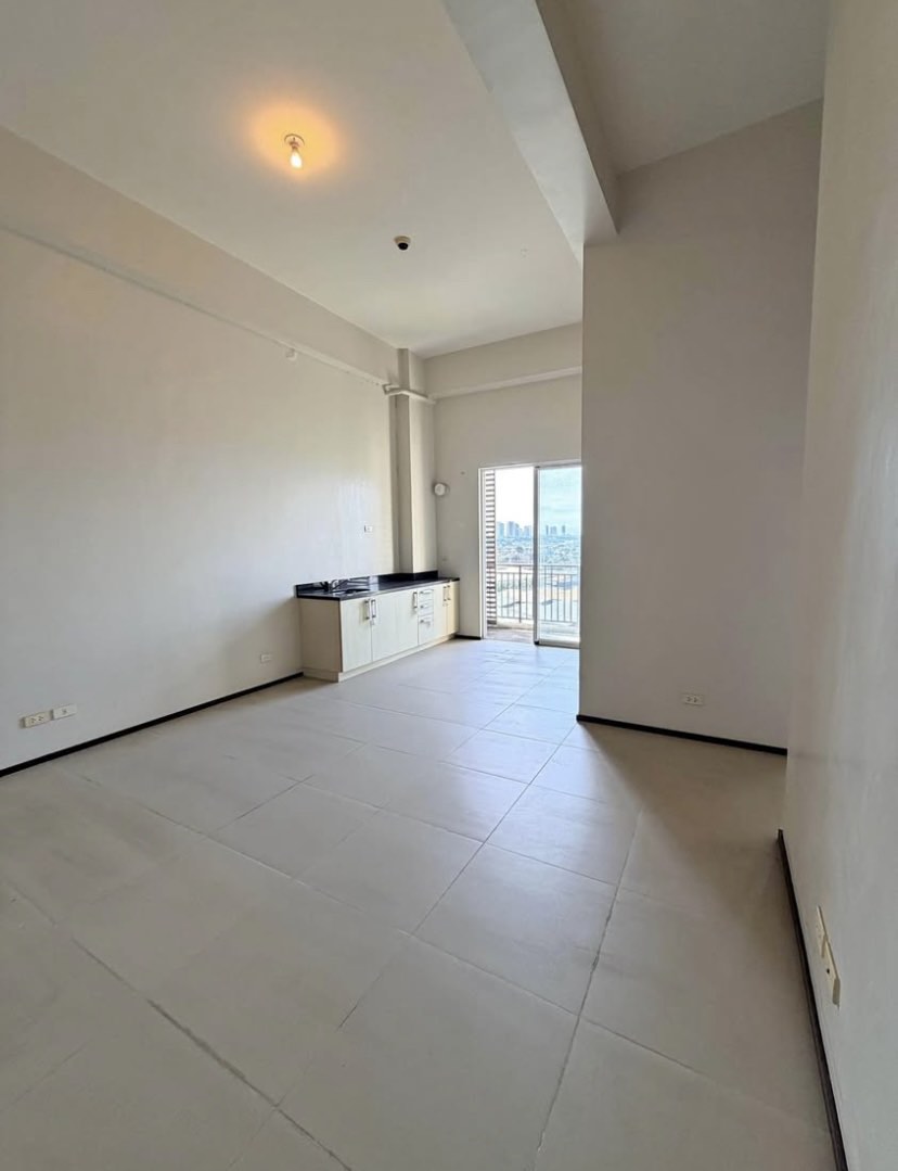 (Category: ) located in . Submitted by joybuenaflor.ortigas (Listing ID 1461979389, Image 1). Description: .