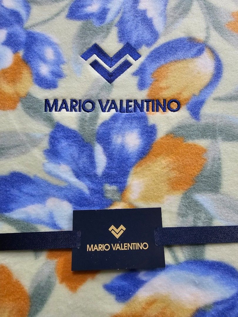 SALE❗MARIO VALENTINO Blanket (Category: Bedding & Towels) located in Quezon City. Submitted by senyoramaria (Listing ID 1462009238, Image 2). Description: MARIO VALENTINO Blanket 100% Cotton 140 x 200 cm.