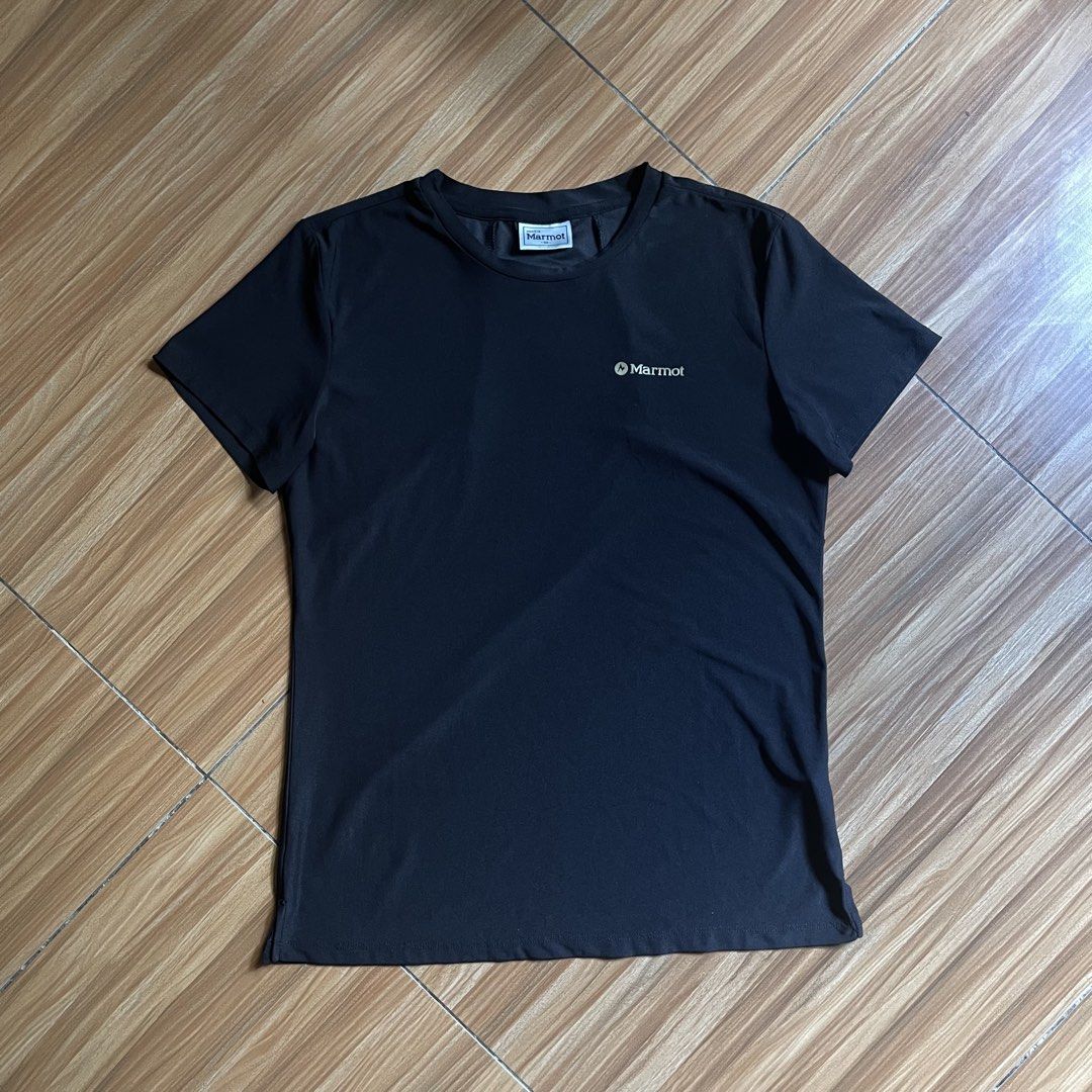 Marmot Dart Lite Short Sleeve Shirt (Category: Activewear) located in General Mariano Alvarez. Submitted by 4117_thriftnthrive (Listing ID 1462001973, Image 1). Description: In excellent condition No flaws Size on tag: 90 Measurements Width: 17.5” Length: 24” .