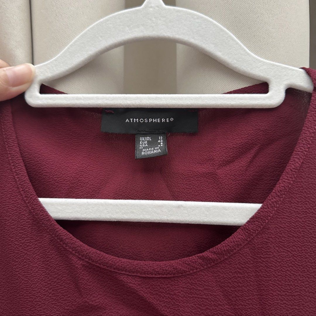 Maroon Off Shoulder Top (Category: Blouses) located in Cainta. Submitted by tooonico (Listing ID 1461933645, Image 3). Description: RFS: Decluttering MOP: GCash/Maya/Maribank/UB .