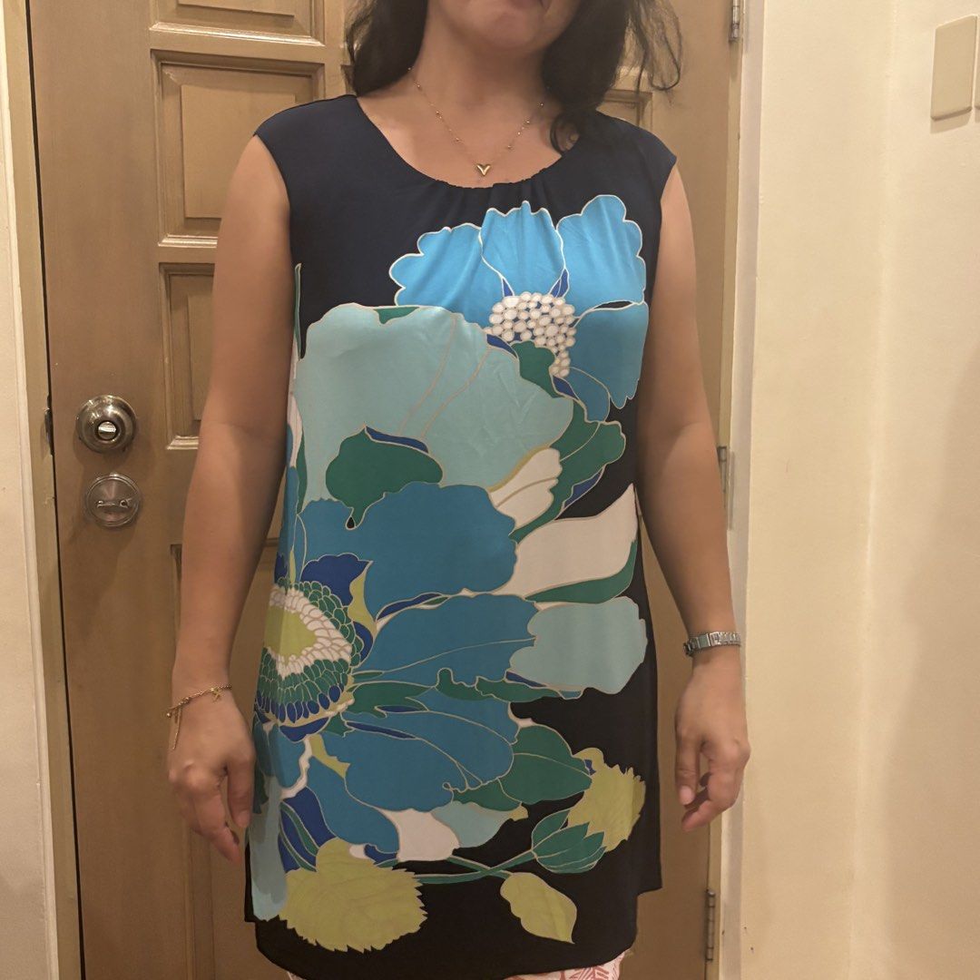 Max and Cleo Dress (Category: Dresses) located in Marikina City. Submitted by holymollyz (Listing ID 1461979793, Image 1). Description: .